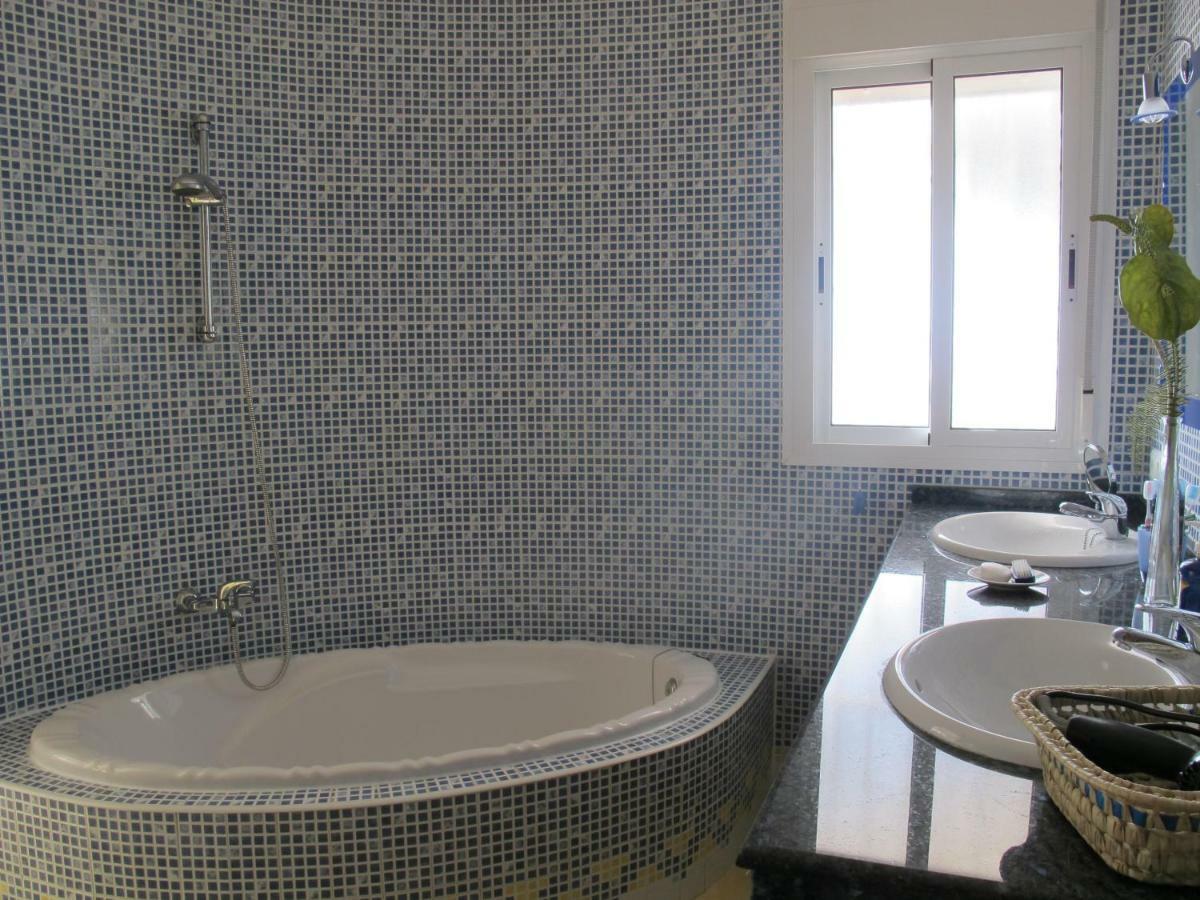 Villa Camakini With Heated Pool And Sea View Arenas  Exterior foto